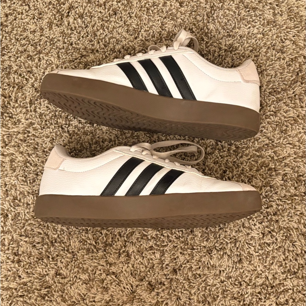 Adidas VI Court Women's Sneakers - Picture 2 of 5
